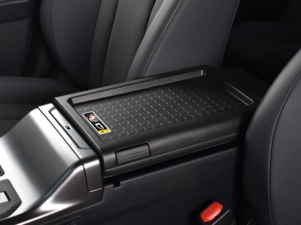 Toyota RAV4 VI (XA60) с пробегом 2026 года, цена 3 999 995 рублей, 13 км, внедорожник, Автокод Объявления