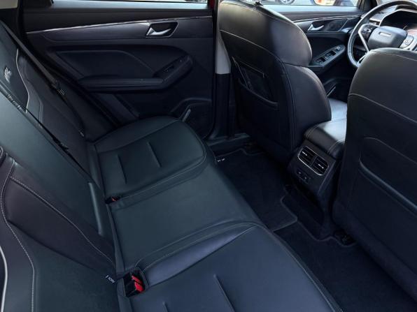 Haval Jolion I с пробегом 2022 года, цена 1 650 000 рублей, 70028 км, внедорожник, Автокод Объявления