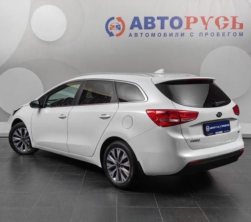 Kia Ceed II Рестайлинг с пробегом 2018 года, цена 1 144 000 рублей, 195574 км, универсал, Автокод Объявления