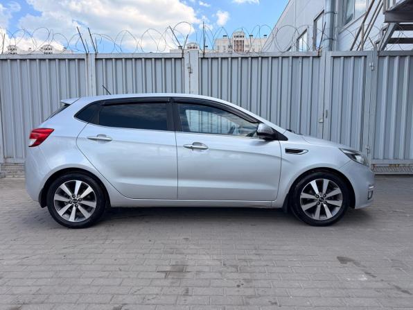 Kia Rio III Рестайлинг с пробегом 2015 года, цена 1 244 000 рублей, 199257 км, хэтчбек, Автокод Объявления