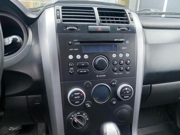 Suzuki Grand Vitara II Рестайлинг с пробегом 2011 года, цена 900 000 рублей, 213463 км, внедорожник, Автокод Объявления
