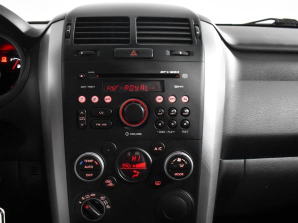 Suzuki Grand Vitara II Рестайлинг 2 с пробегом 2013 года, цена 850 000 рублей, 309423 км, внедорожник, Автокод Объявления