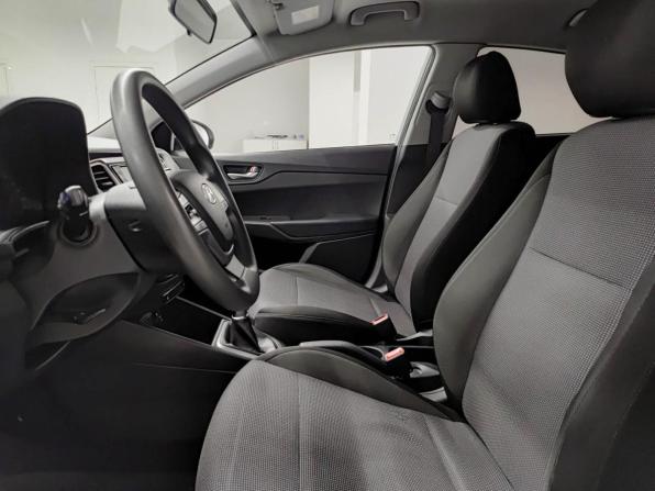 Hyundai Solaris II Рестайлинг с пробегом 2021 года, цена 1 133 000 рублей, 121238 км, седан, Автокод Объявления