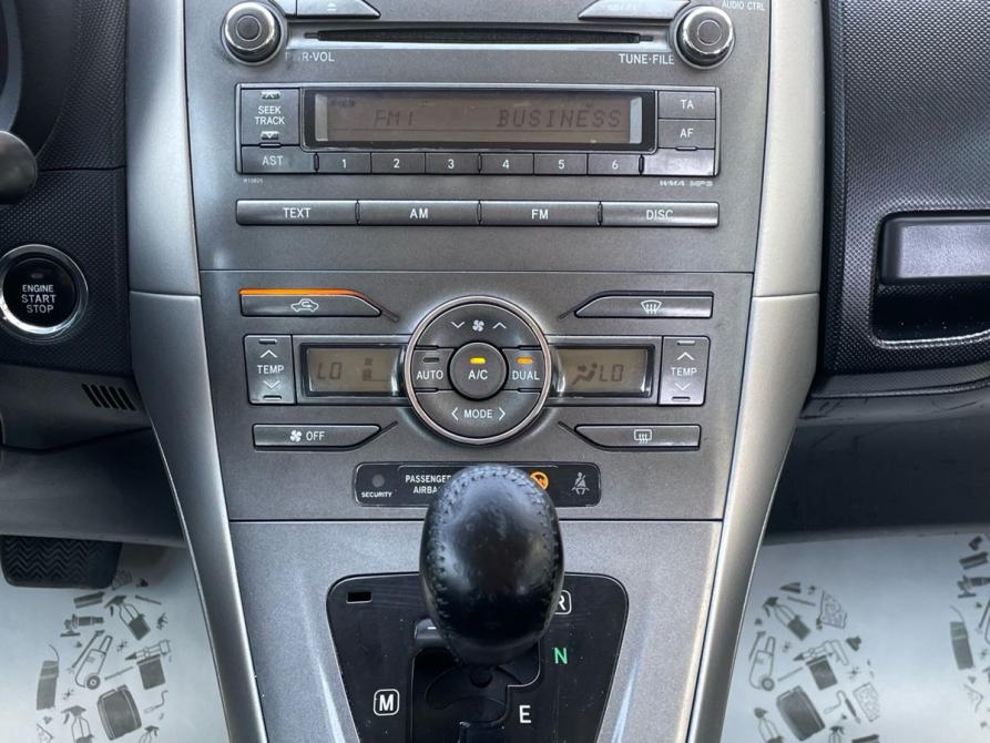 Toyota Auris I Краснодар  - изображение 15