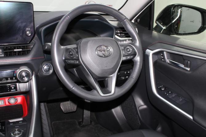 Toyota RAV4 V (XA50) с пробегом 2023 года, цена 4 300 000 рублей, 67800 км, внедорожник, Автокод Объявления