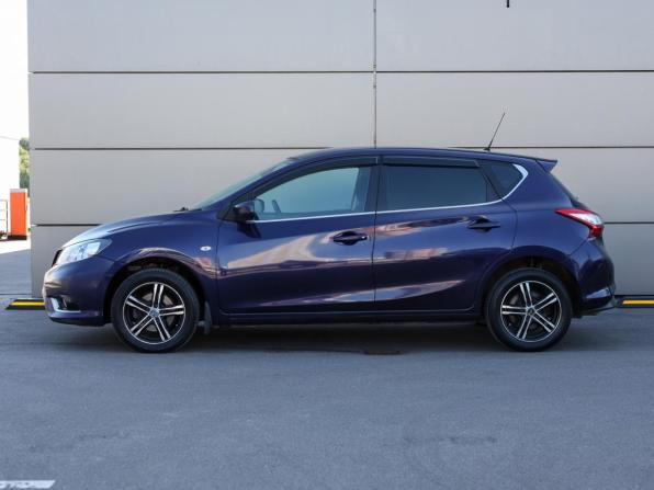 Nissan Tiida II с пробегом 2015 года, цена 979 000 рублей, 139000 км, хэтчбек, Автокод Объявления
