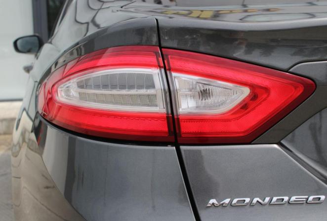 Ford Mondeo V с пробегом 2015 года, цена 1 175 000 рублей, 275085 км, седан, Автокод Объявления