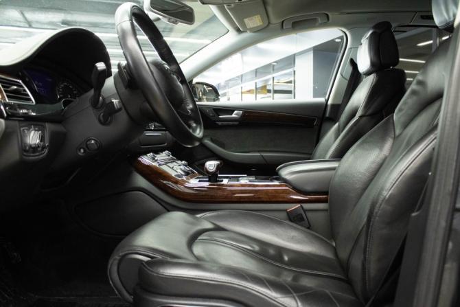 Audi A8 III (D4) с пробегом 2010 года, цена 1 319 000 рублей, 261069 км, седан, Автокод Объявления