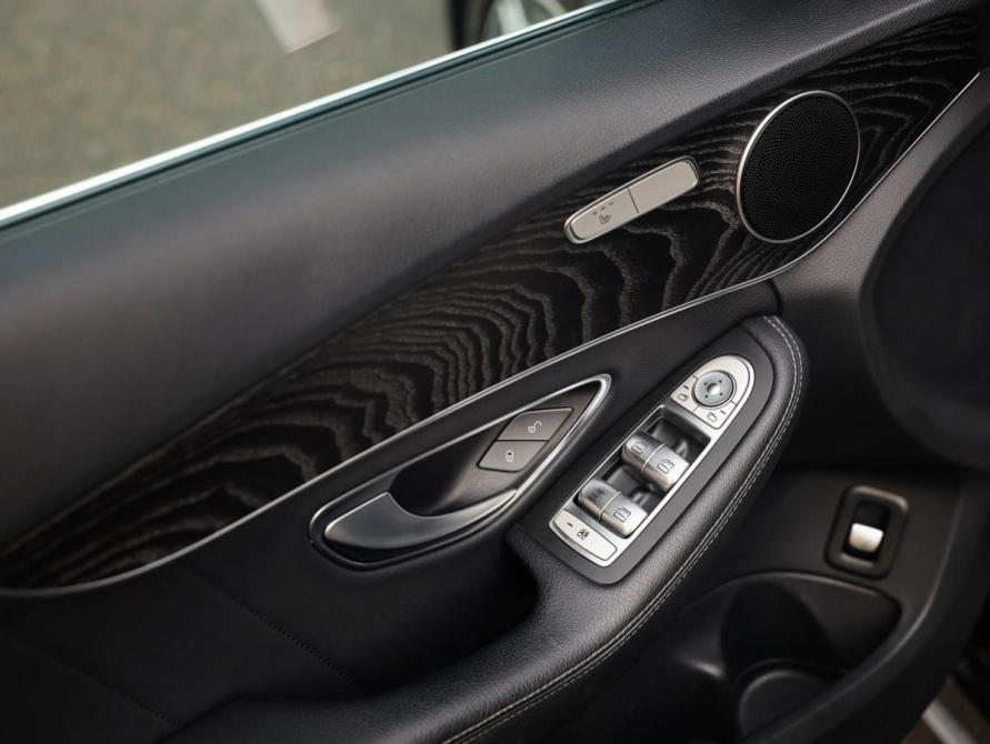 Mercedes-Benz C-Класс IV (W205) Рестайлинг Санкт-Петербург  - изображение 25