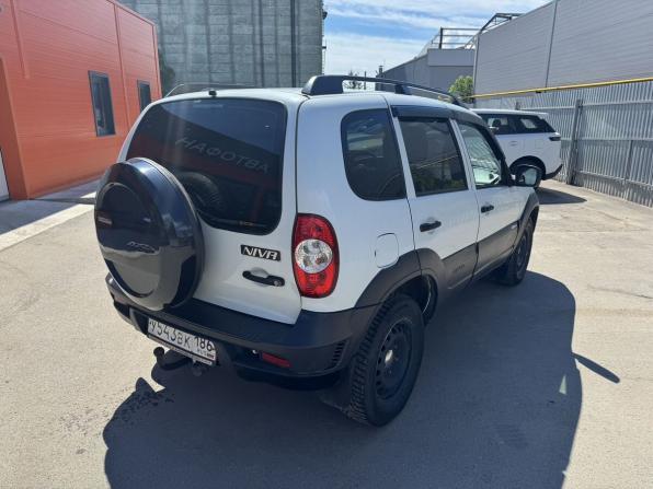 Chevrolet Niva I Рестайлинг с пробегом 2016 года, цена 599 000 рублей, 170082 км, внедорожник, Автокод Объявления