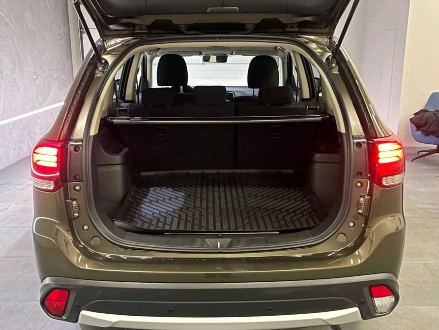 Mitsubishi Outlander III Рестайлинг 2 Новосибирск  - изображение 6