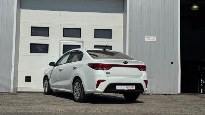 Kia Rio IV с пробегом 2018 года, цена 950 000 рублей, 148615 км, седан, Автокод Объявления