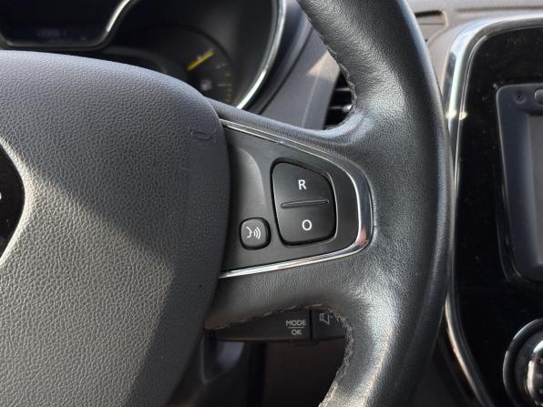 Renault Kaptur I с пробегом 2016 года, цена 1 075 000 рублей, 139850 км, внедорожник, Автокод Объявления