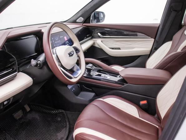 Geely Monjaro I с пробегом 2023 года, цена 2 990 000 рублей, 20682 км, внедорожник, Автокод Объявления