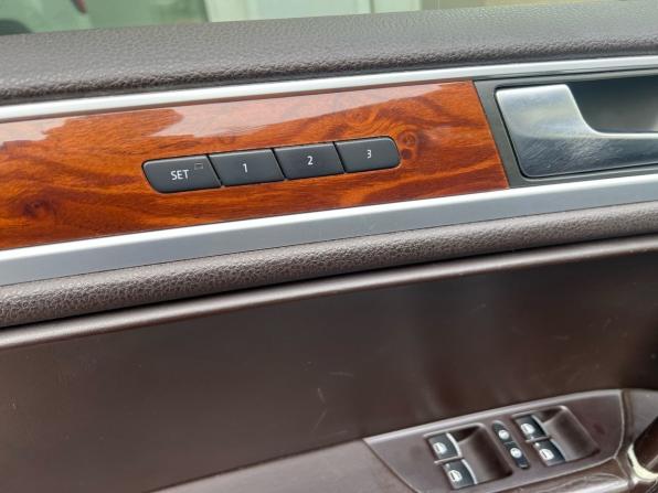 Volkswagen Touareg II с пробегом 2011 года, цена 1 759 000 рублей, 429000 км, внедорожник, Автокод Объявления