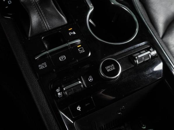 Kia K5 III с пробегом 2020 года, цена 2 549 000 рублей, 106072 км, седан, Автокод Объявления