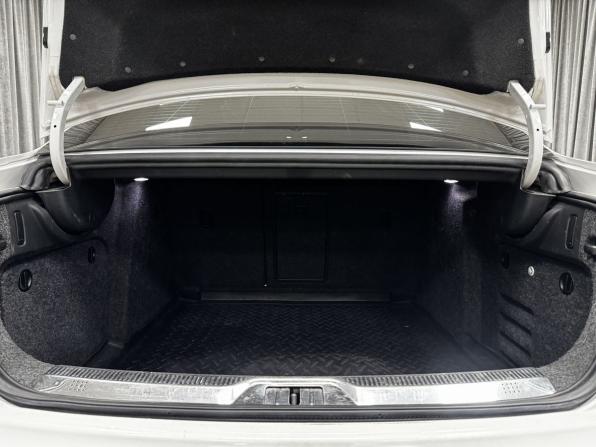 Skoda Superb II с пробегом 2012 года, цена 1 045 000 рублей, 280800 км, лифтбек, Автокод Объявления