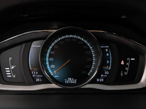 Volvo S60 Cross Country с пробегом 2018 года, цена 2 450 000 рублей, 101501 км, седан, Автокод Объявления