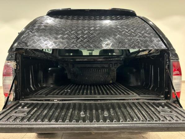Nissan NP300 с пробегом 2010 года, цена 699 000 рублей, 212306 км, пикап, Автокод Объявления