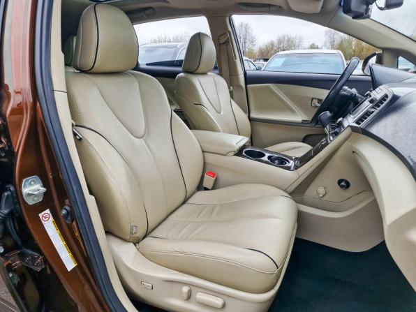 Toyota Venza I Рестайлинг с пробегом 2013 года, цена 1 683 000 рублей, 304871 км, внедорожник, Автокод Объявления