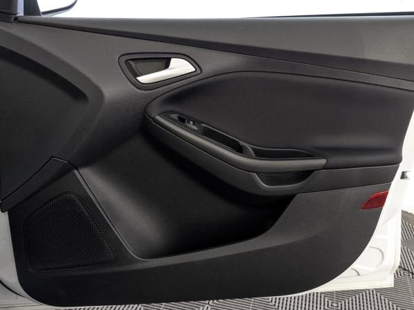 Ford Focus III Рестайлинг с пробегом 2018 года, цена 1 100 000 рублей, 93542 км, хэтчбек, Автокод Объявления