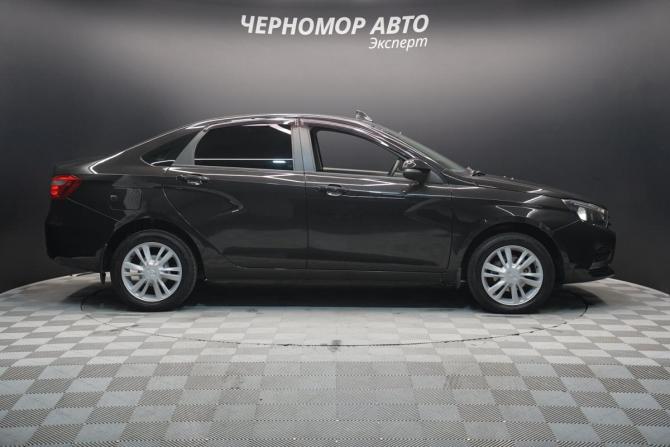 Lada (ВАЗ) Vesta I с пробегом 2017 года, цена 869 000 рублей, 88317 км, седан, Автокод Объявления