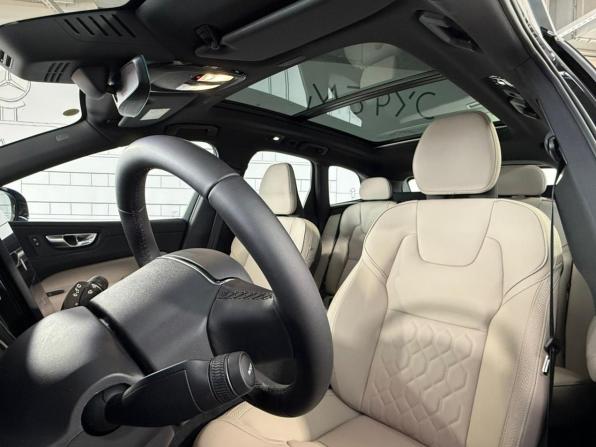 Новый Volvo XC60 II Рестайлинг 2 2025 года, цена 6 150 000 рублей, внедорожник, Автокод Объявления