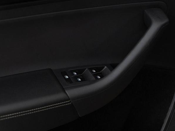 Skoda Rapid I Рестайлинг с пробегом 2018 года, цена 1 283 055 рублей, 180120 км, лифтбек, Автокод Объявления