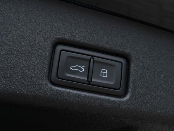 Audi Q5 III с пробегом 2025 года, цена 6 383 800 рублей, 87 км, внедорожник, Автокод Объявления