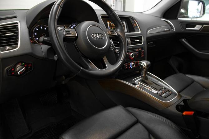 Audi Q5 I (8R) Рестайлинг с пробегом 2013 года, цена 2 155 000 рублей, 112075 км, внедорожник, Автокод Объявления