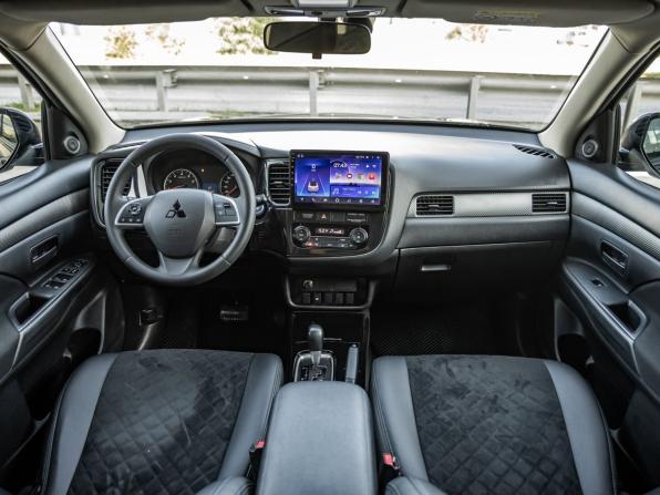 Mitsubishi Outlander III Рестайлинг 2 с пробегом 2017 года, цена 1 768 000 рублей, 149330 км, внедорожник, Автокод Объявления