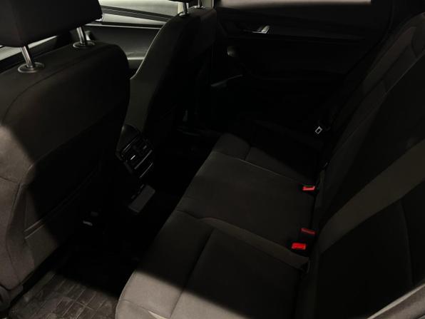 Skoda Karoq I с пробегом 2021 года, цена 1 999 000 рублей, 140769 км, внедорожник, Автокод Объявления