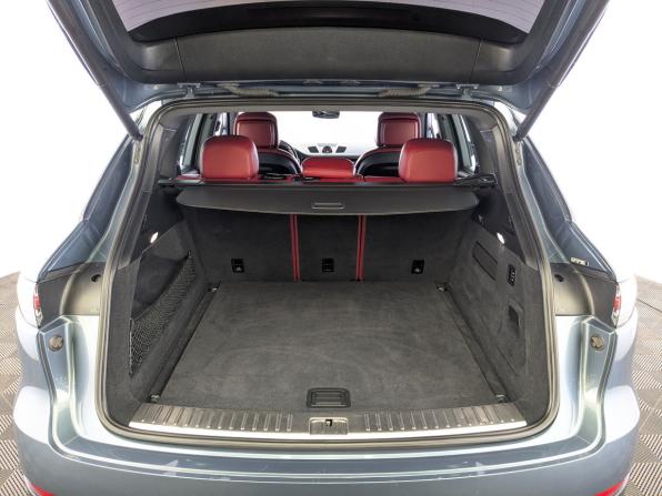 Porsche Cayenne III с пробегом 2018 года, цена 5 555 000 рублей, 91640 км, внедорожник, Автокод Объявления