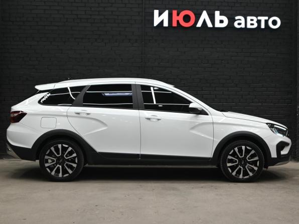 Lada (ВАЗ) Vesta I Рестайлинг (NG) с пробегом 2024 года, цена 1 560 000 рублей, 30361 км, универсал, Автокод Объявления