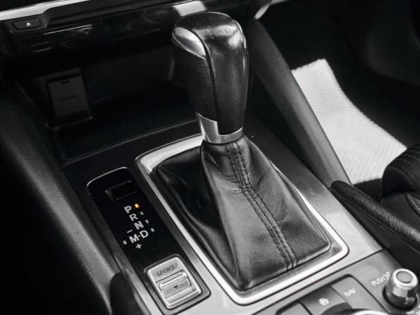 Mazda 6 III (GJ) Рестайлинг с пробегом 2016 года, цена 1 800 000 рублей, 161213 км, седан, Автокод Объявления
