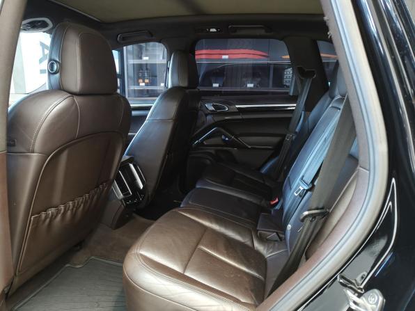 Porsche Cayenne II (958) с пробегом 2012 года, цена 2 380 000 рублей, 278643 км, внедорожник, Автокод Объявления
