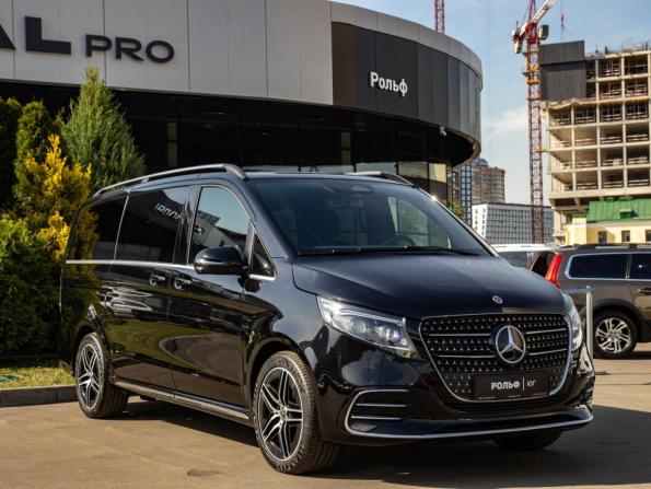 Mercedes-Benz V-Класс III (W447) Рестайлинг 2 с пробегом 2024 года, цена 11 533 720 рублей, 14362 км, минивэн, Автокод Объявления
