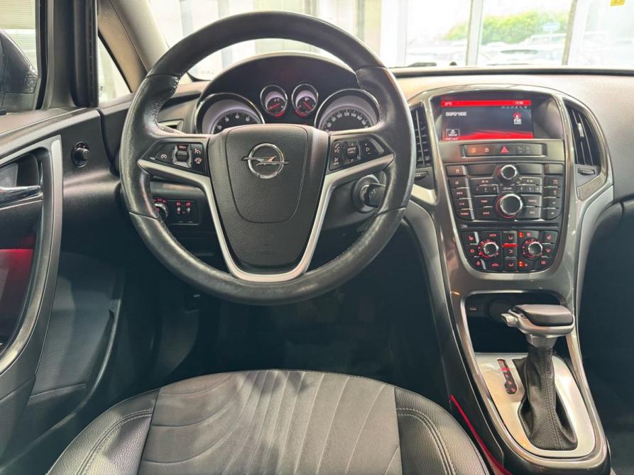 Opel Astra J Рестайлинг Москва  - изображение 12