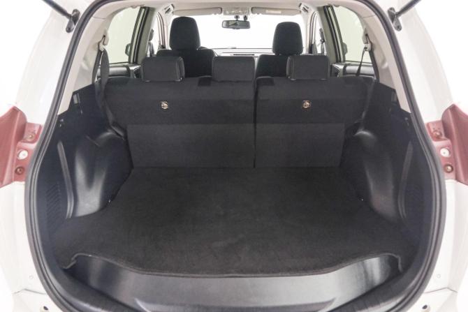 Toyota RAV4 IV (XA40) с пробегом 2014 года, цена 2 399 000 рублей, 110000 км, внедорожник, Автокод Объявления