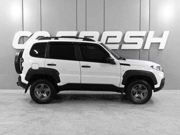 Lada (ВАЗ) Niva Travel I с пробегом 2023 года, цена 1 159 000 рублей, 28670 км, внедорожник, Автокод Объявления