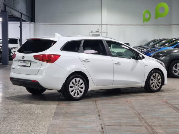 Kia Ceed II Рестайлинг с пробегом 2017 года, цена 1 190 000 рублей, 158731 км, универсал, Автокод Объявления