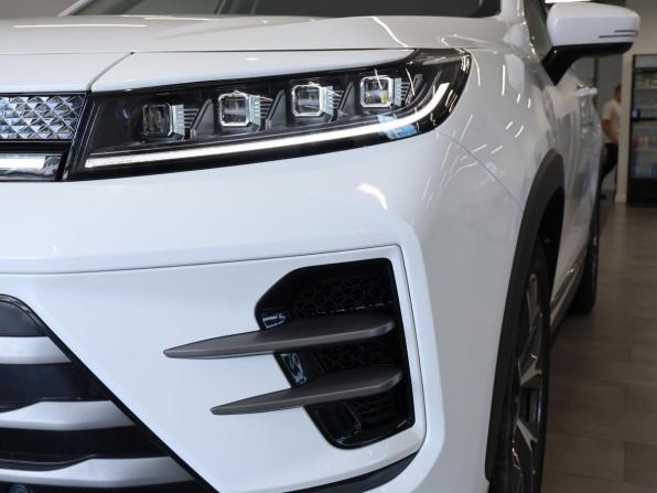 Exeed LX I Рестайлинг с пробегом 2023 года, цена 2 185 000 рублей, 28556 км, внедорожник, Автокод Объявления