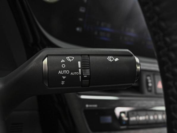 Lexus ES VII Рестайлинг с пробегом 2021 года, цена 5 148 548 рублей, 39840 км, седан, Автокод Объявления
