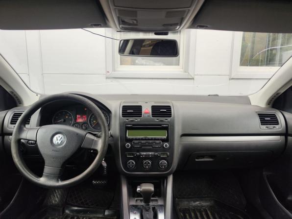 Volkswagen Jetta V с пробегом 2009 года, цена 670 000 рублей, 140263 км, седан, Автокод Объявления