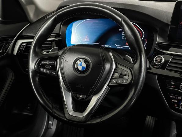 BMW 5 серии VII (G30/G31/G38) Рестайлинг с пробегом 2021 года, цена 4 258 000 рублей, 97000 км, седан, Автокод Объявления