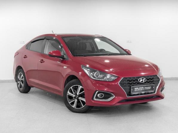 Hyundai Solaris II с пробегом 2018 года, цена 1 300 000 рублей, 104687 км, седан, Автокод Объявления
