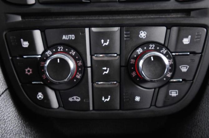 Opel Meriva B с пробегом 2012 года, цена 659 000 рублей, 183654 км, компактвэн, Автокод Объявления