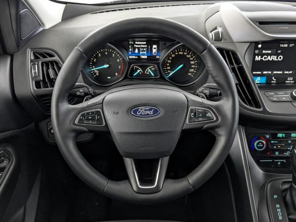 Ford Kuga II Рестайлинг с пробегом 2018 года, цена 1 410 000 рублей, 180670 км, внедорожник, Автокод Объявления