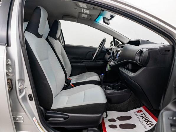 Toyota Prius c I Рестайлинг с пробегом 2016 года, цена 1 245 000 рублей, 101400 км, хэтчбек, Автокод Объявления