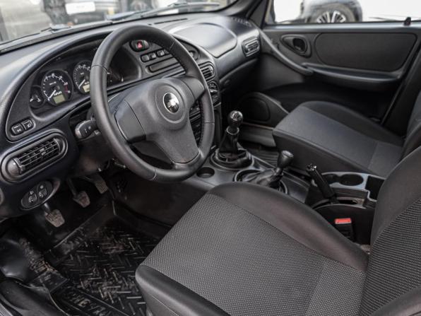 Chevrolet Niva I Рестайлинг с пробегом 2017 года, цена 740 096 рублей, 92000 км, внедорожник, Автокод Объявления